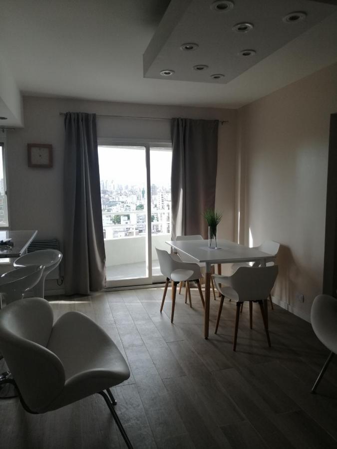 Petit Apartment En Avenida Belgrano Buenos Aires Esterno foto