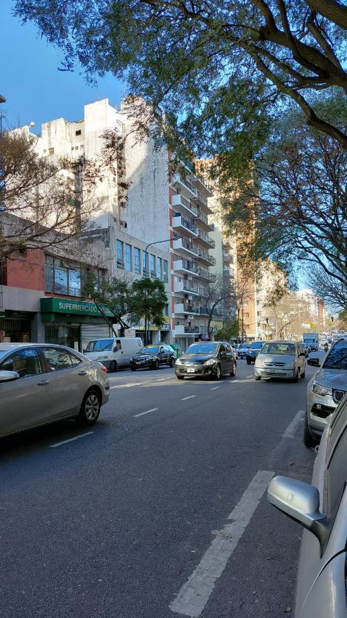 Petit Apartment En Avenida Belgrano Buenos Aires Esterno foto